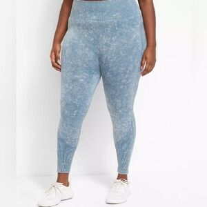 LIVI size 14/16 Active Seamless 7/8 Leggings Yoga Fitness Workout Gym Bluestone